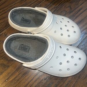 White fuzzy crocs